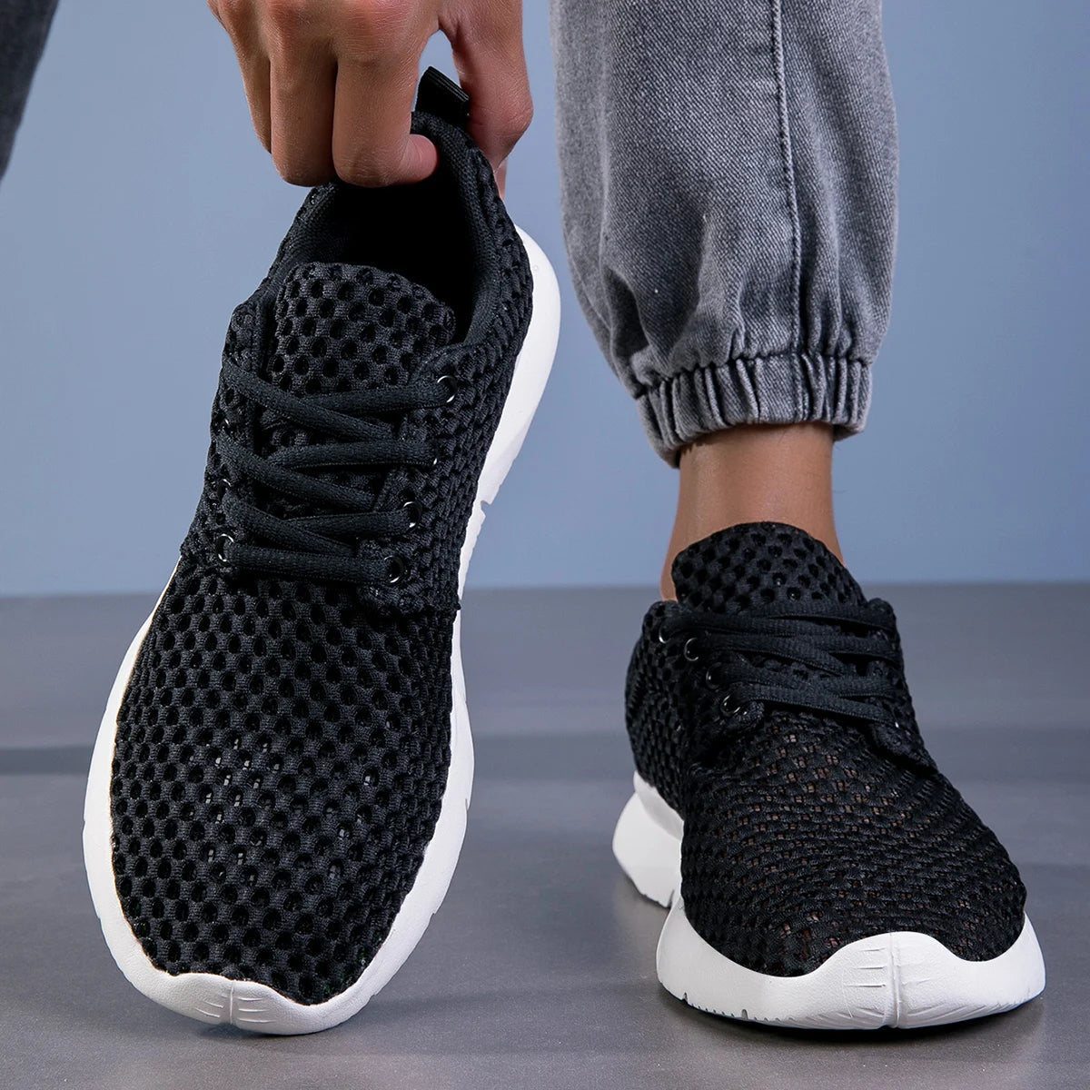 Vento Men Classic Breathable Mesh Orthopedic Sneakers